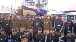 Bharat Darshan Tour : जम्मू कश्मीर पुलिस ने 68 छात्रों को भारत दर्शन टूर पर किया रवाना !